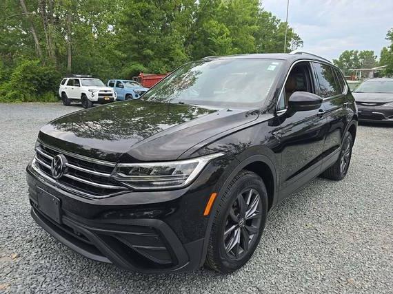 VOLKSWAGEN TIGUAN 4MOTION 2022 3VV2B7AXXNM131840 image